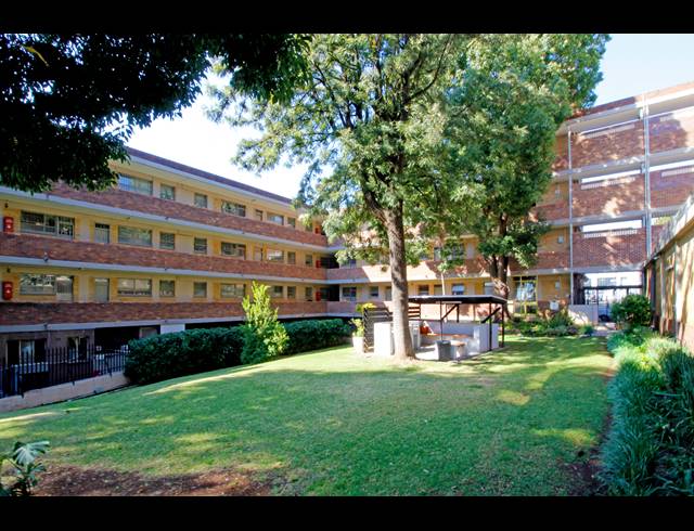 3 BEDROOM APARTMENT FOR SALE IN BLACKHEATH